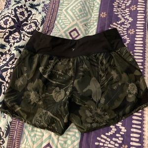 Green Camouflage Old Navy workout Shorts